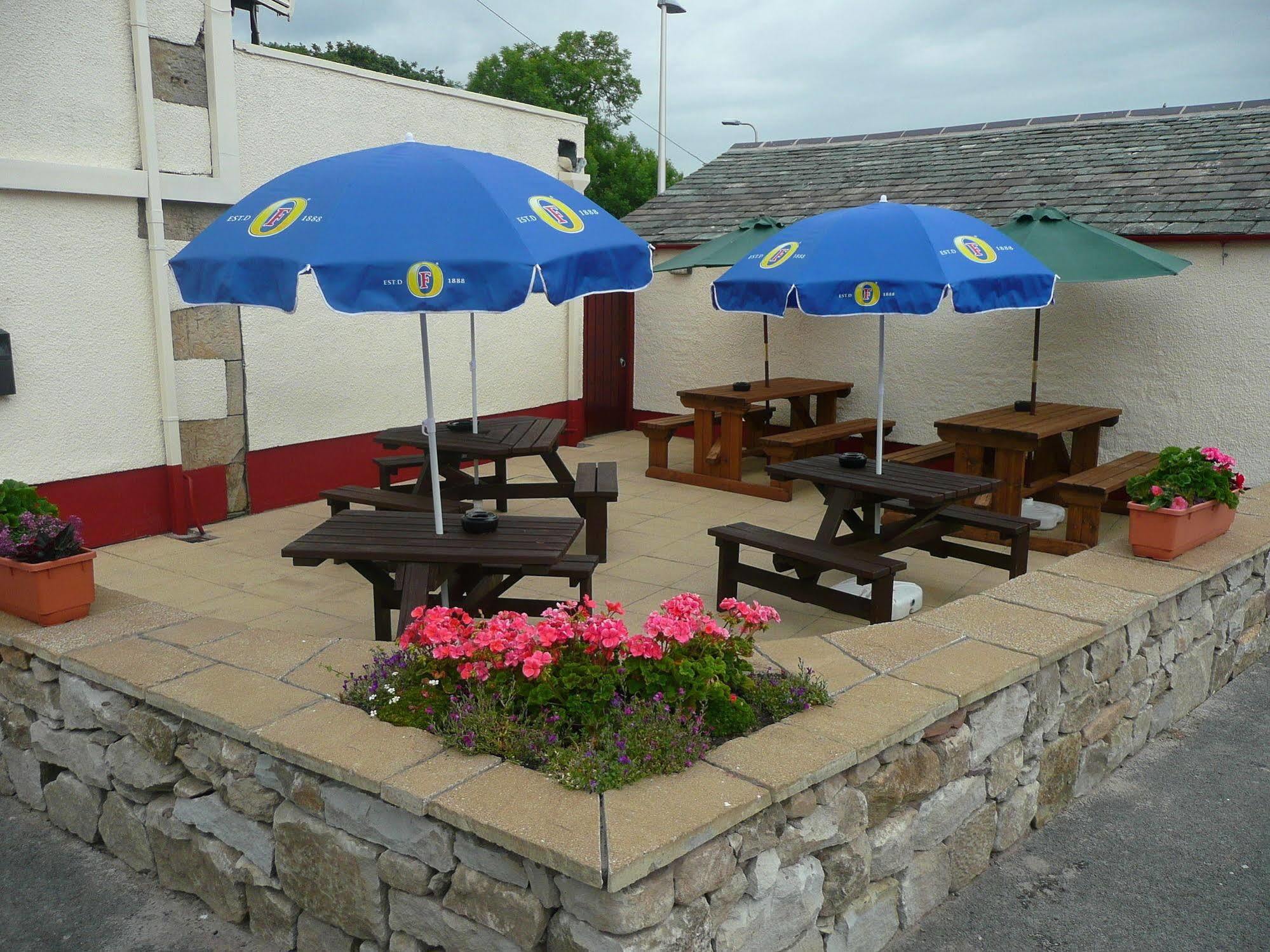 The Old Ginn House Inn Great Clifton Exterior foto